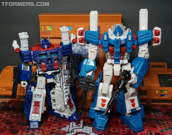 Review Siege Ultra Magnus Leader War For Cybetrtron  (56 of 93)